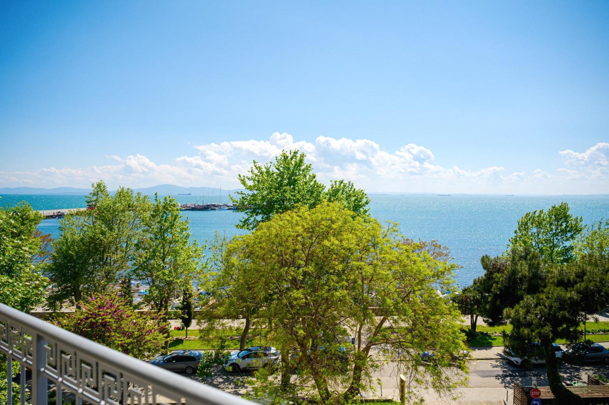 Paradise Hotel & Relax Center Pomorie Exteriör bild